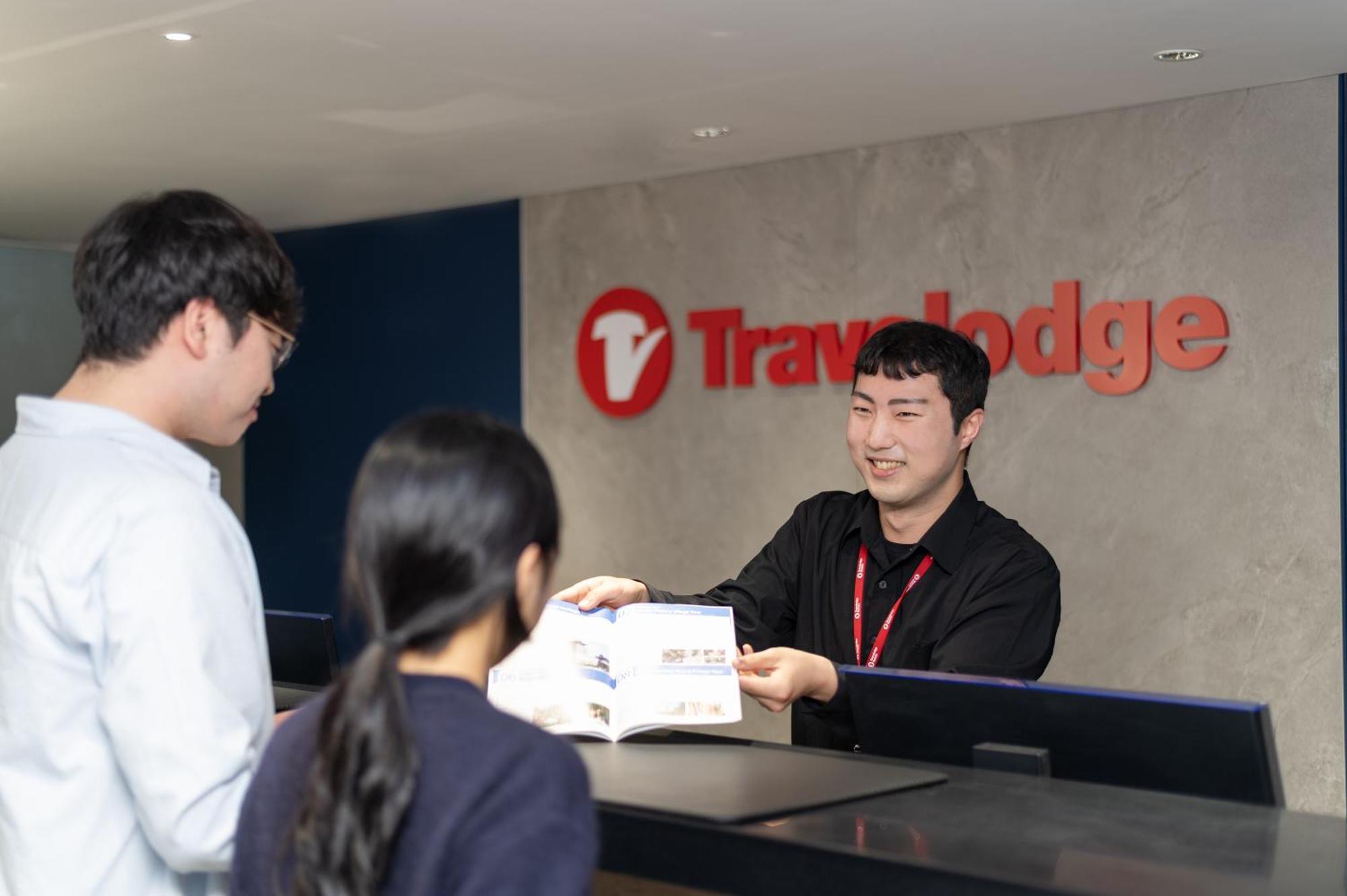 Travelodge Myeongdong Namsan Сеул Екстериор снимка