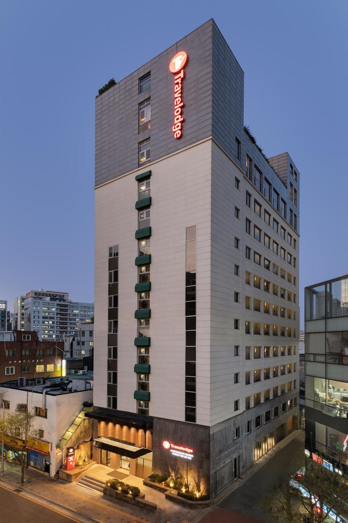 Travelodge Myeongdong Namsan Сеул Екстериор снимка