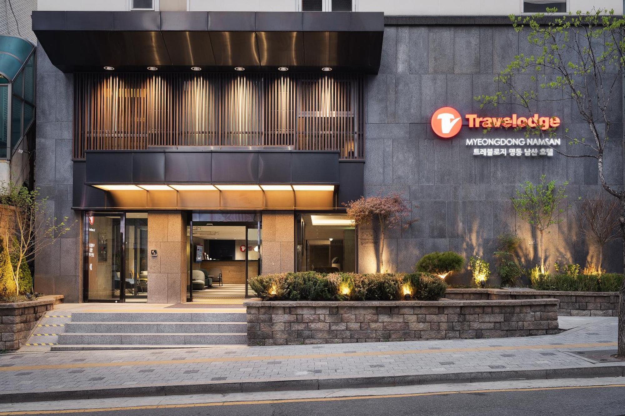 Travelodge Myeongdong Namsan Сеул Екстериор снимка