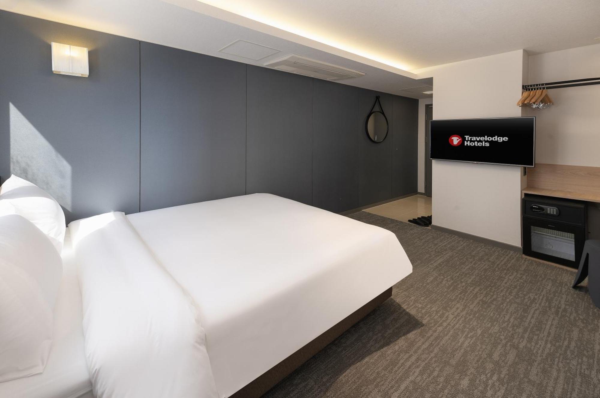 Travelodge Myeongdong Namsan Сеул Екстериор снимка